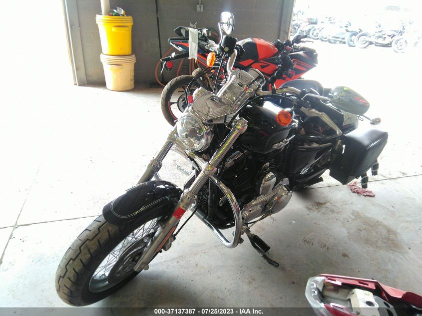 2017 HARLEY-DAVIDSON XL1200 C - 1HD1CT310HC421100