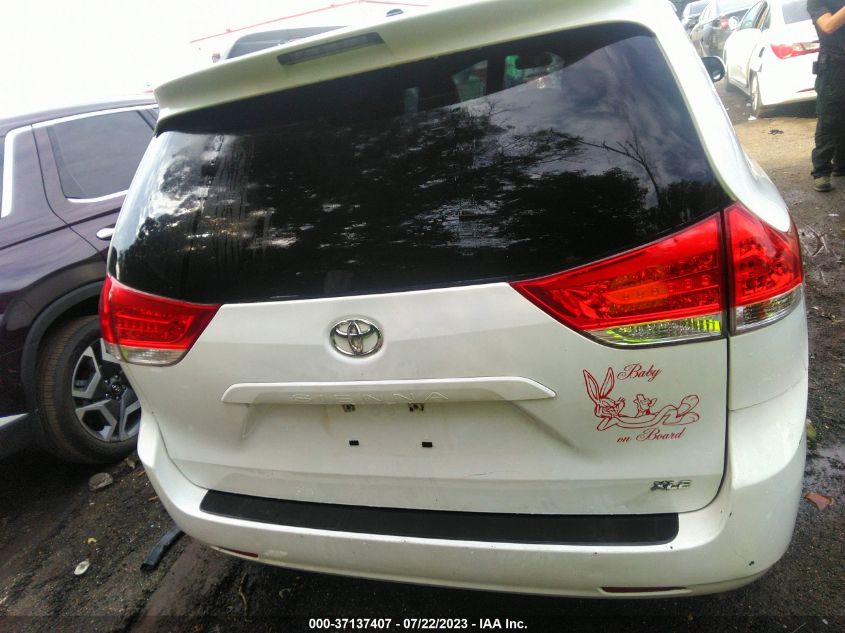 2013 TOYOTA SIENNA XLE AAS/XLE/LTD - 5TDYK3DC8DS357349