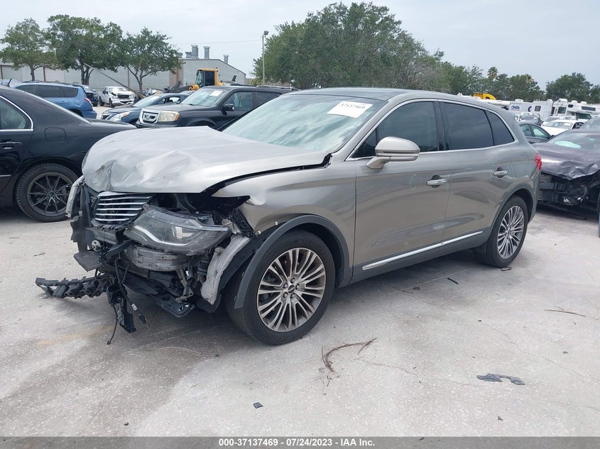 VIN 2LMPJ6LR0HBL15402 2017 LINCOLN MKX RESERVE