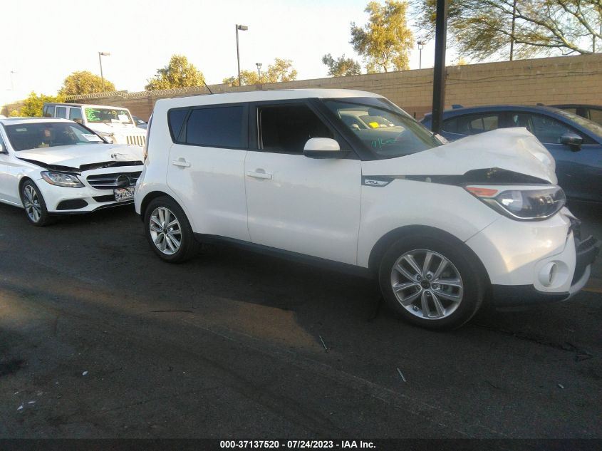2019 KIA SOUL + - KNDJP3A51K7698656