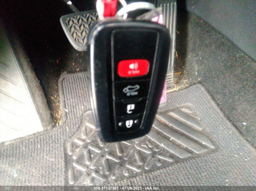 2019 TOYOTA RAV4 XLE/XLE PREMIUM - JTMW1RFV1KD516149