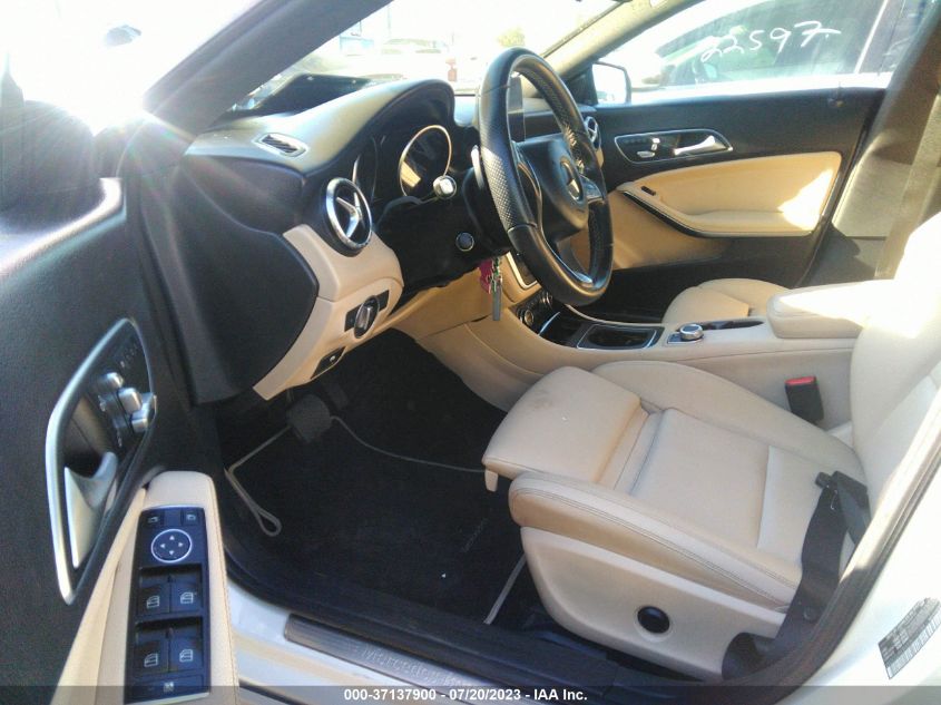 2019 MERCEDES-BENZ CLA CLA 250 - WDDSJ4EBXKN717184