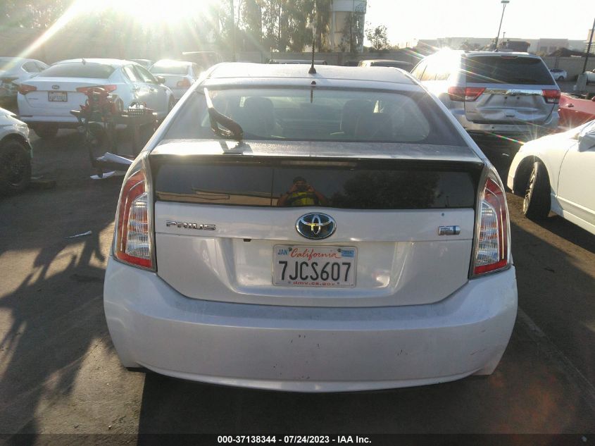 2015 TOYOTA PRIUS FOUR - JTDKN3DU2F0416195