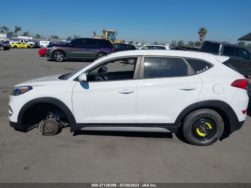 2017 HYUNDAI TUCSON LIMITED/SPORT AND ECO/SE - KM8J3CA27HU466912