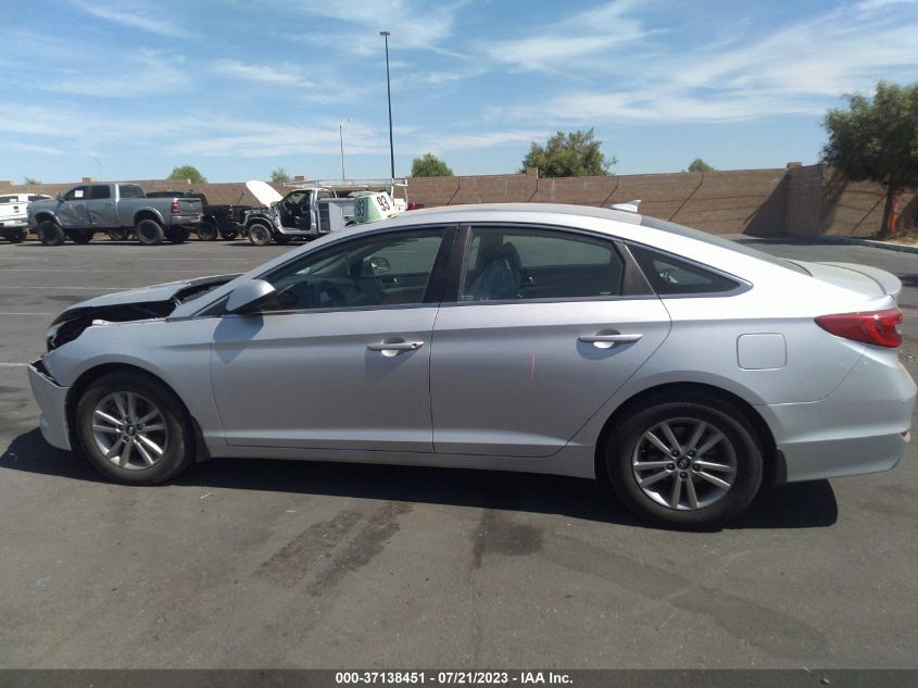 2016 HYUNDAI SONATA 2.4L SE - 5NPE24AF7GH332170