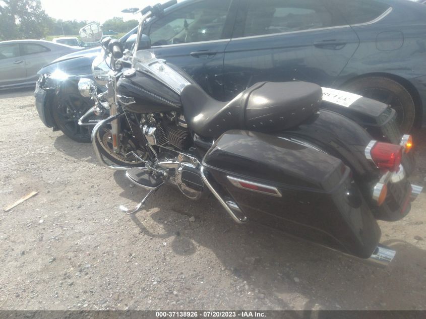 2017 HARLEY-DAVIDSON FLHR ROAD KING - 1HD1FBC14HB696833