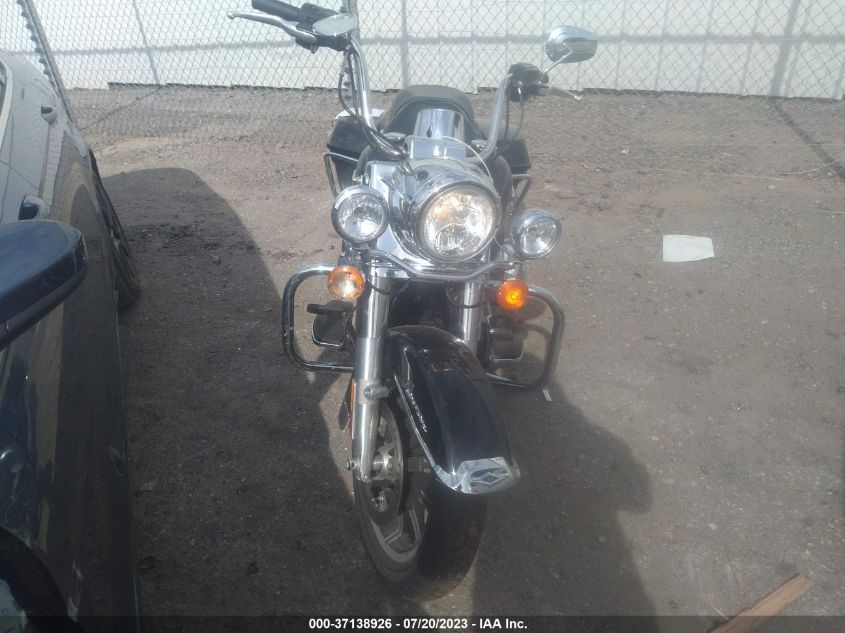 2017 HARLEY-DAVIDSON FLHR ROAD KING - 1HD1FBC14HB696833