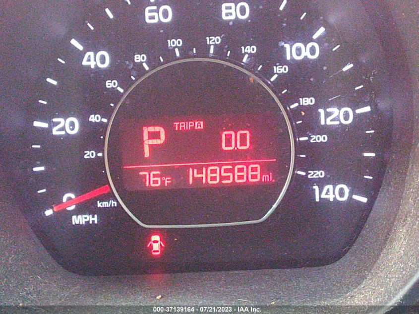 2018 KIA SOUL + - KNDJP3A5XJ7621606