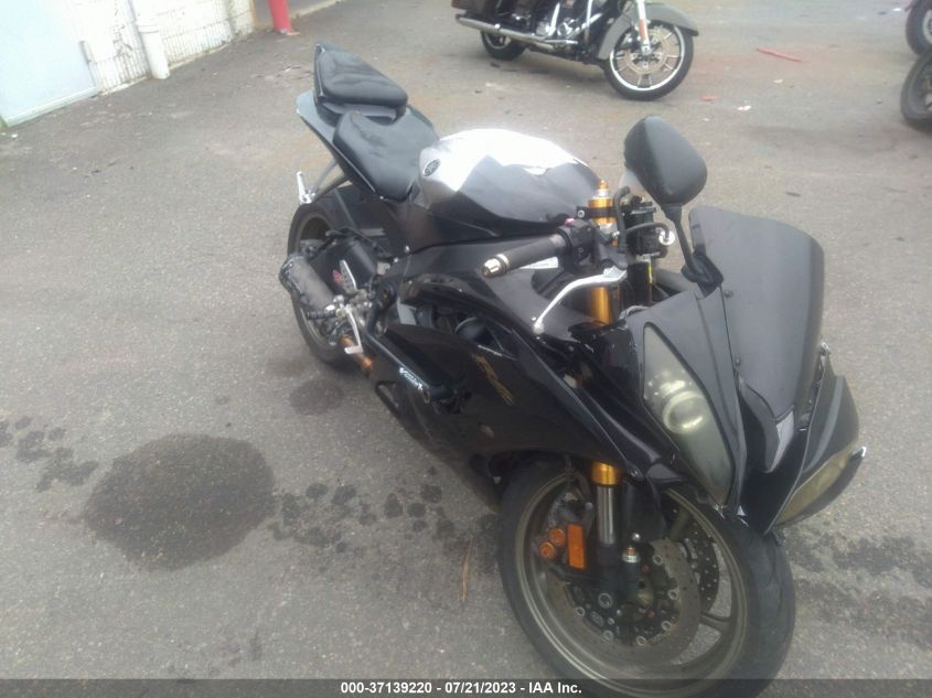 2008 YAMAHA YZFR6 - JYARJ16E38A009435