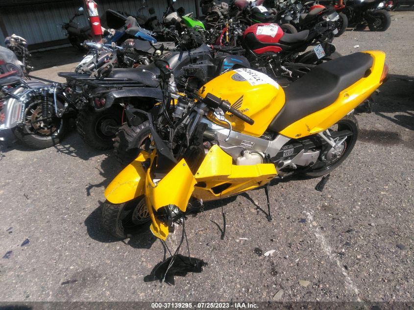 2000 HONDA VFR800 F1 JH2RC4605YM201336
