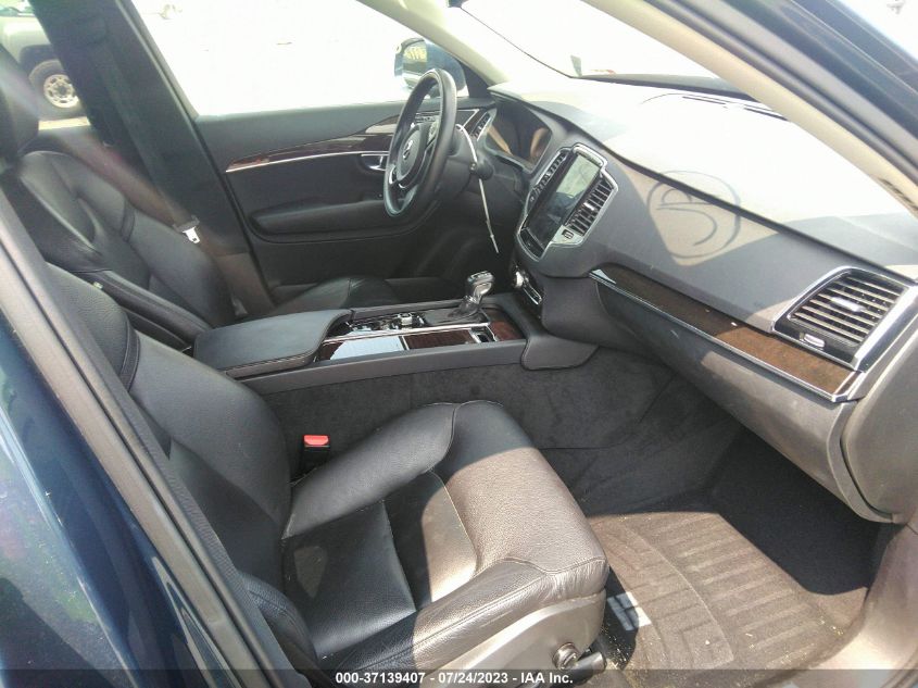 2018 VOLVO XC90 MOMENTUM - YV4A22PK0J1369502