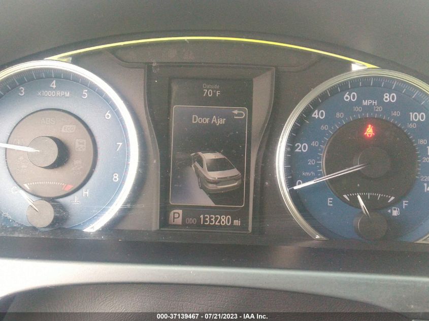 2016 TOYOTA CAMRY XLE/SE/LE/XSE - 4T4BF1FK4GR520695