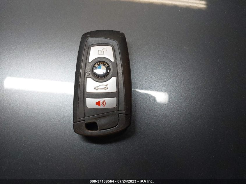 2018 BMW 3 SERIES 320I XDRIVE - WBA8E5G51JNV02715