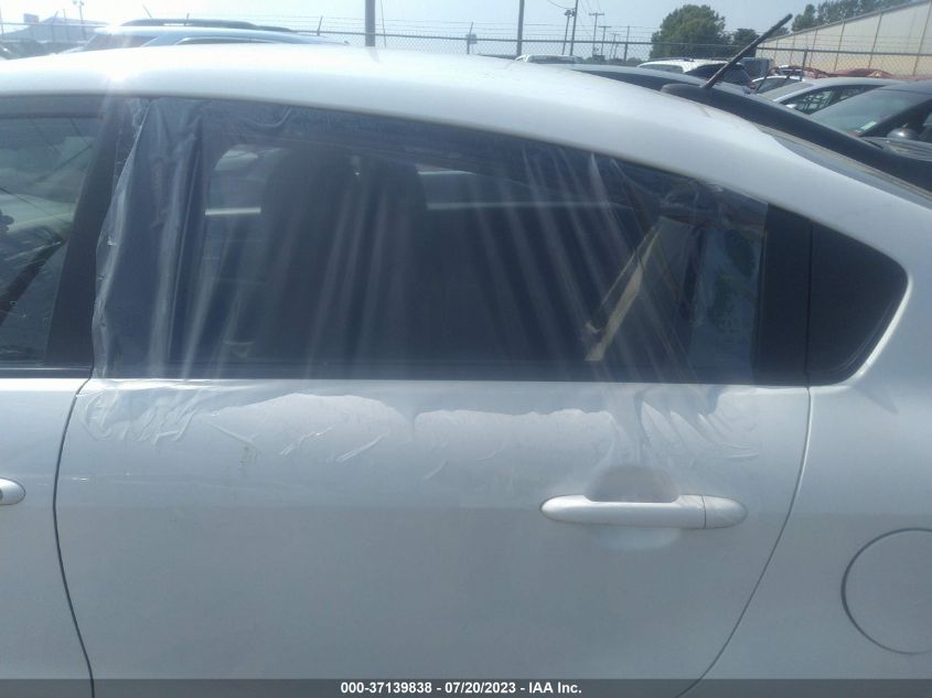 2017 KIA RIO LX - KNADM4A31H6012993