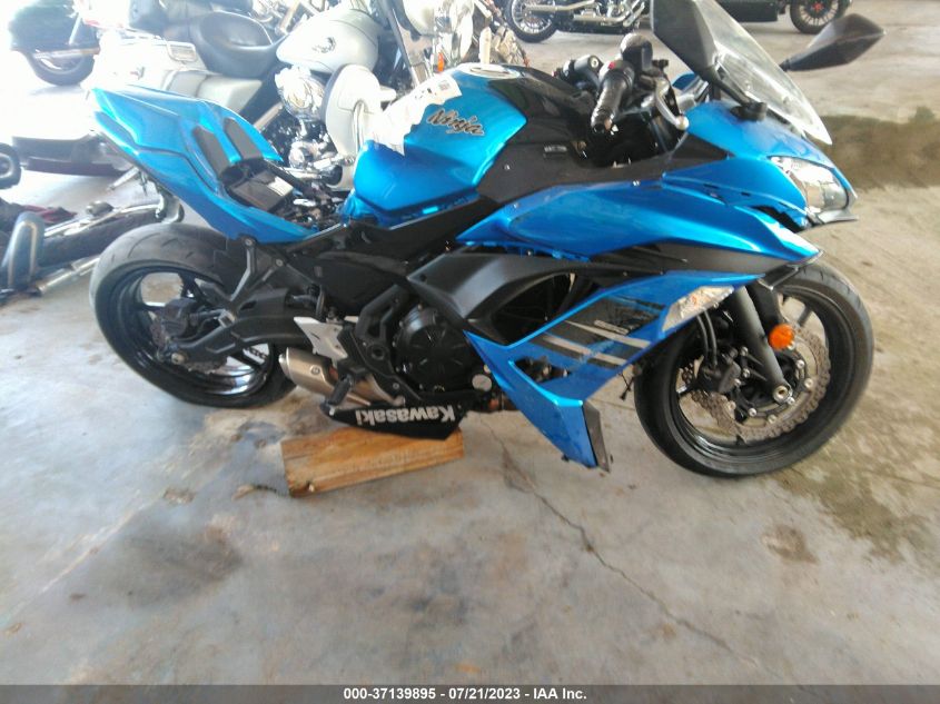 2018 KAWASAKI EX650 J - JKAEXEJ16JDA02879