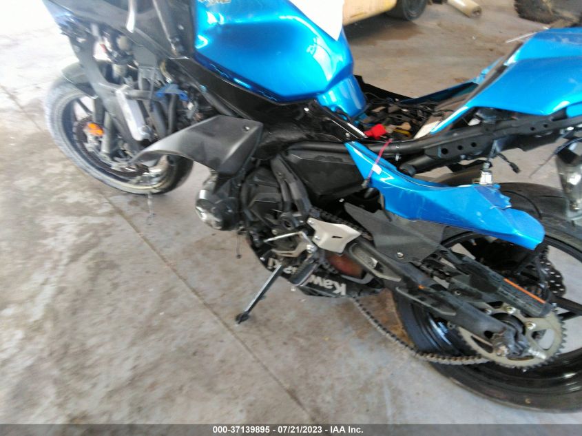 2018 KAWASAKI EX650 J - JKAEXEJ16JDA02879