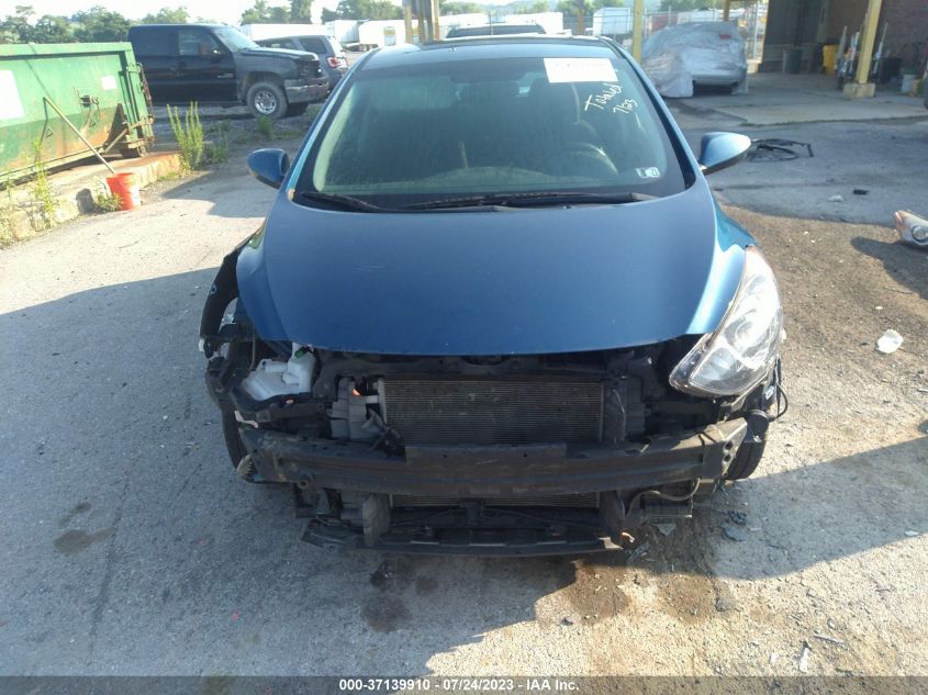 2016 HYUNDAI ELANTRA GT - KMHD35LH2GU296161