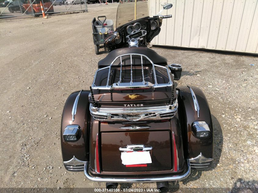 2013 HARLEY-DAVIDSON FLHTCUTG TRI GLIDE ULTRA CLSS/ANNV 1HD1MAM26DB851979