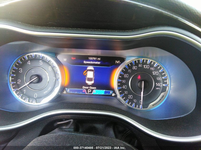 2015 CHRYSLER 200 C - 1C3CCCCG8FN517125