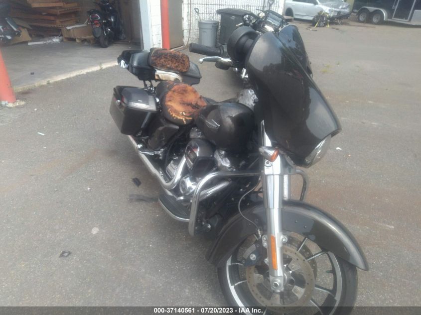 2021 HARLEY-DAVIDSON FLHX - 1HD1KBC17MB640651