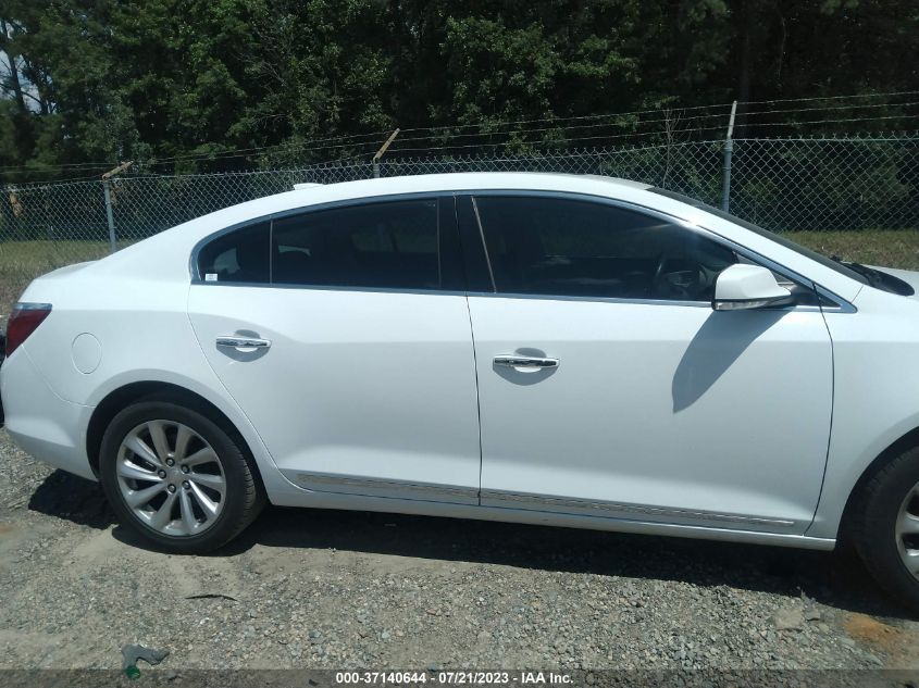 2015 BUICK LACROSSE LEATHER - 1G4GB5G32FF130935