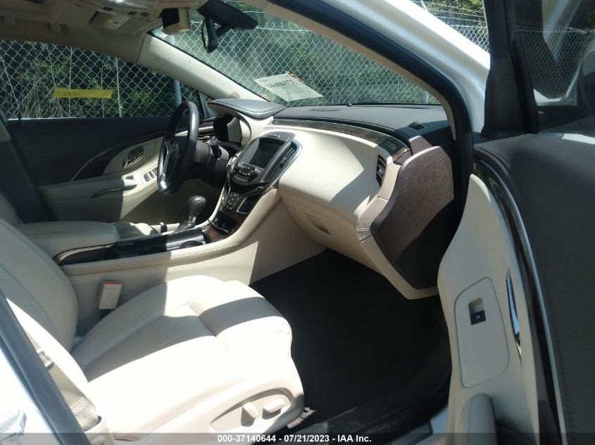 2015 BUICK LACROSSE LEATHER - 1G4GB5G32FF130935
