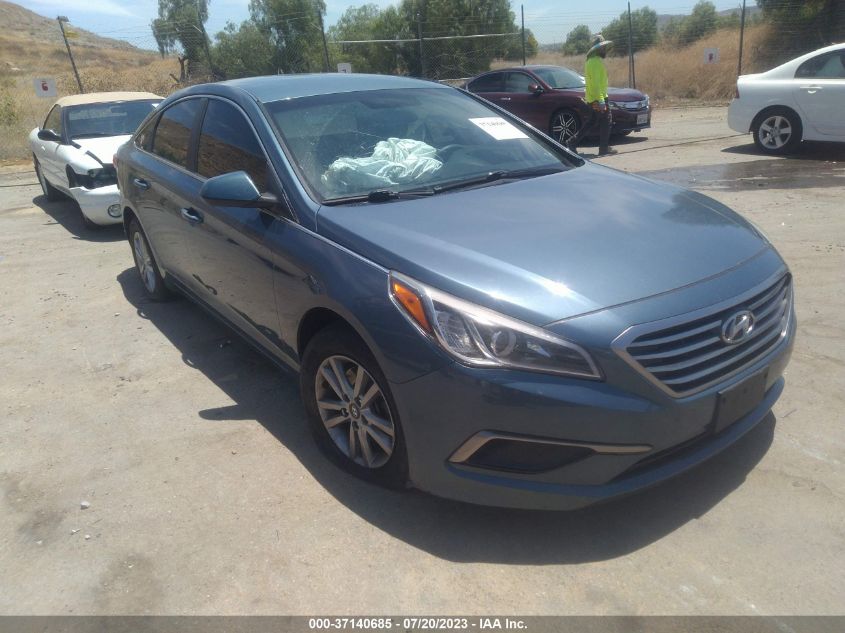 2016 HYUNDAI SONATA 2.4L SE - 5NPE24AF0GH328638