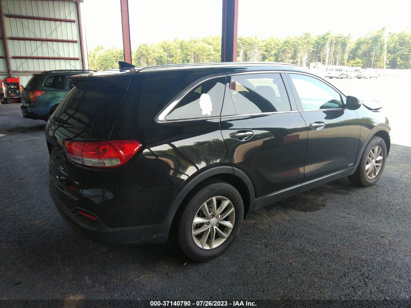 2017 KIA SORENTO LX - 5XYPGDA32HG217887