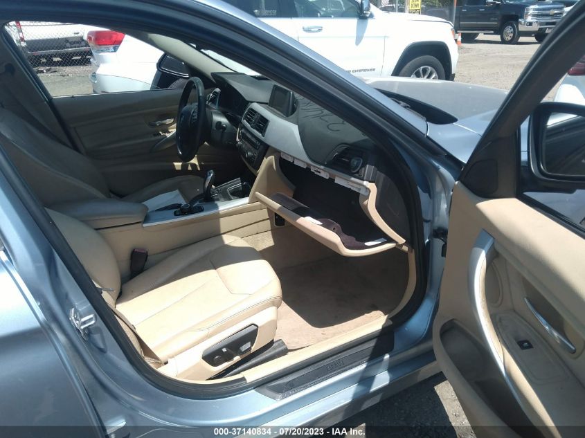 2013 BMW 3 SERIES 328I - WBA3A5G58DNP25585