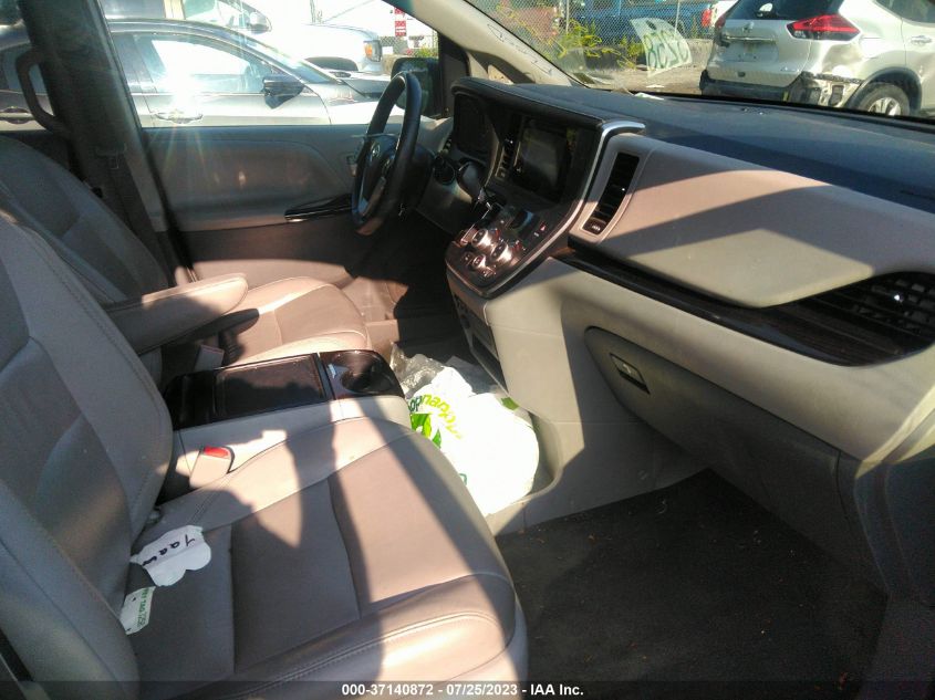 2017 TOYOTA SIENNA XLE AUTO ACCESS - 5TDYZ3DCXHS858731