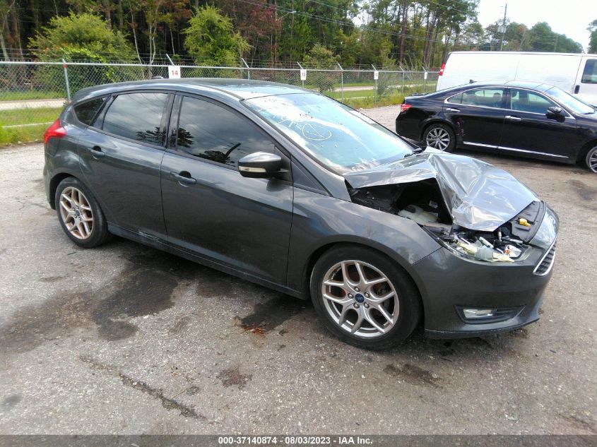 2015 FORD FOCUS SE - 1FADP3K27FL258767