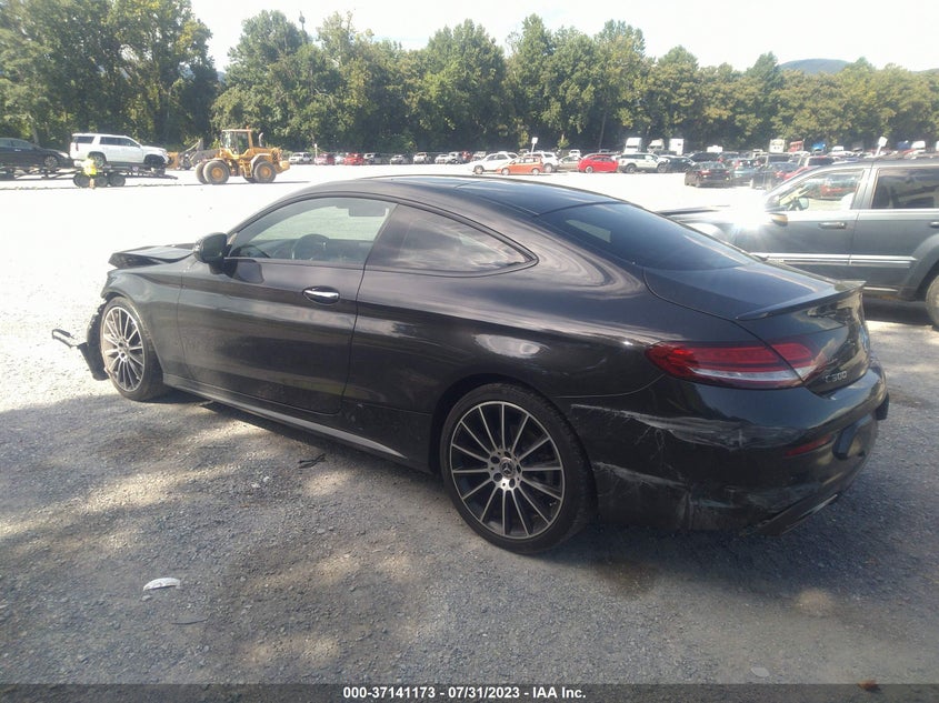 VIN WDDWJ8DB4KF777675 2019 MERCEDES-BENZ C-CLASS C 300