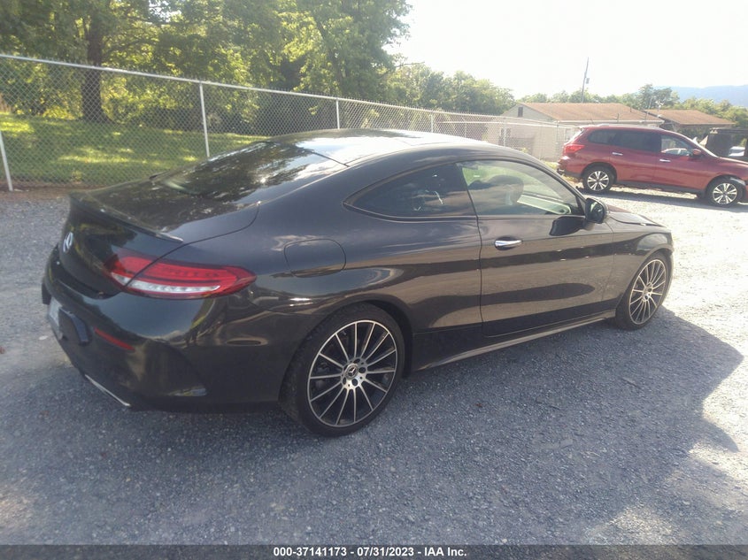 VIN WDDWJ8DB4KF777675 2019 MERCEDES-BENZ C-CLASS C 300