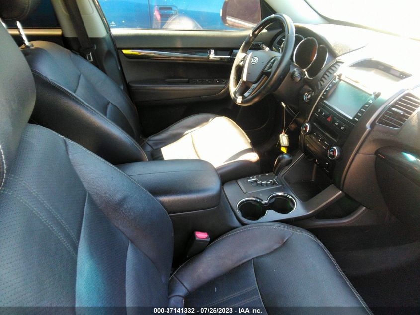 2013 KIA SORENTO SX - 5XYKWDA29DG384374