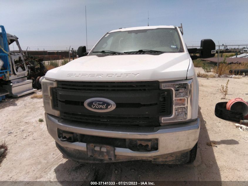 2017 FORD SUPER DUTY F-250 SRW LARIAT/PLATINUM - 1FT7W2B64HEC89828