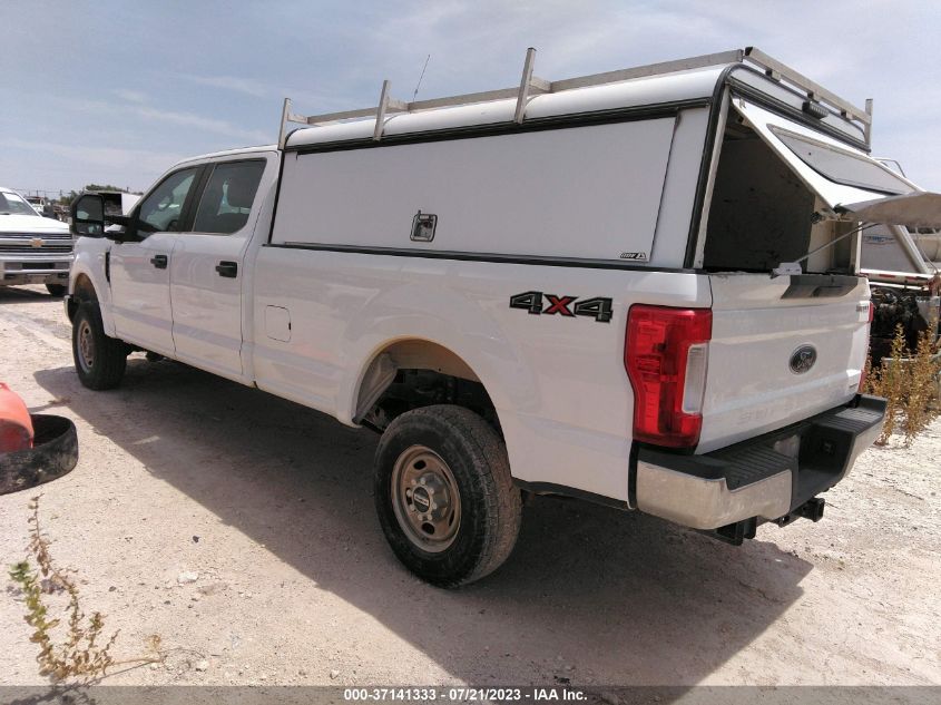 2017 FORD SUPER DUTY F-250 SRW LARIAT/PLATINUM - 1FT7W2B64HEC89828