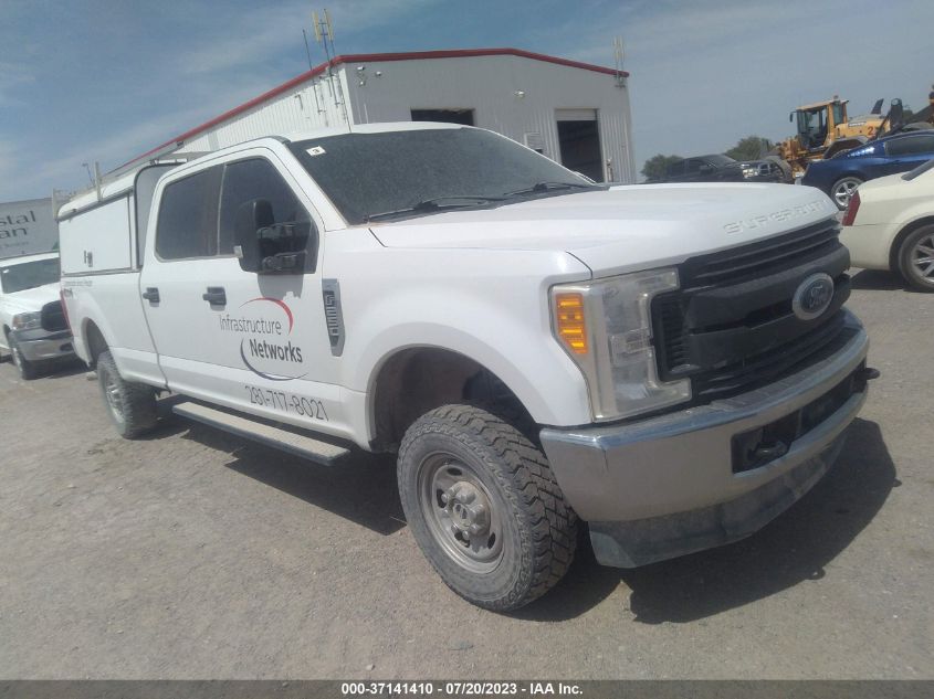 2017 FORD SUPER DUTY F-250 SRW LARIAT/PLATINUM - 1FT7W2B64HEE45656