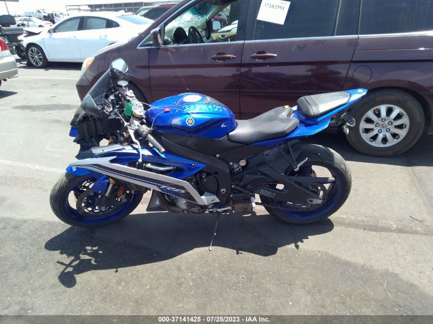 2016 YAMAHA YZFR6 C JYARJ16Y1GA010396