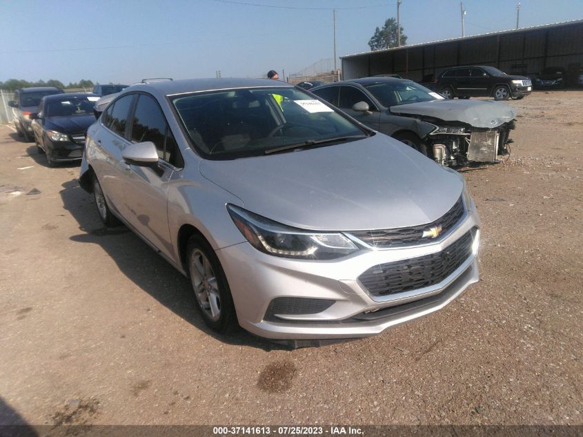 2018 CHEVROLET CRUZE LT - 1G1BE5SM1J7163247