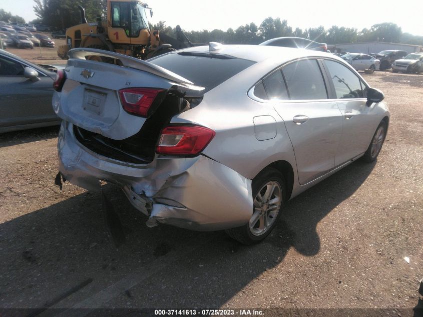 2018 CHEVROLET CRUZE LT - 1G1BE5SM1J7163247