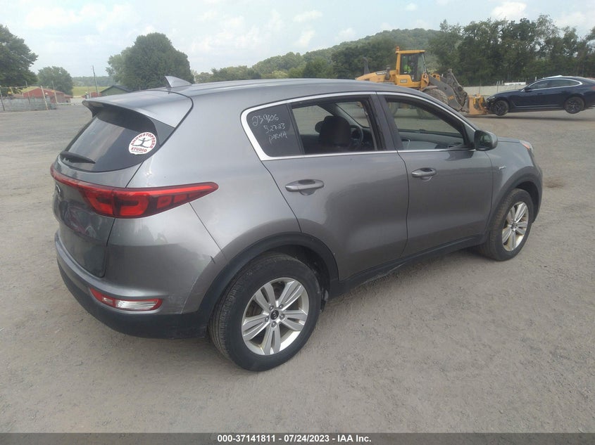 VIN KNDPMCAC0J7463696 2018 KIA SPORTAGE LX