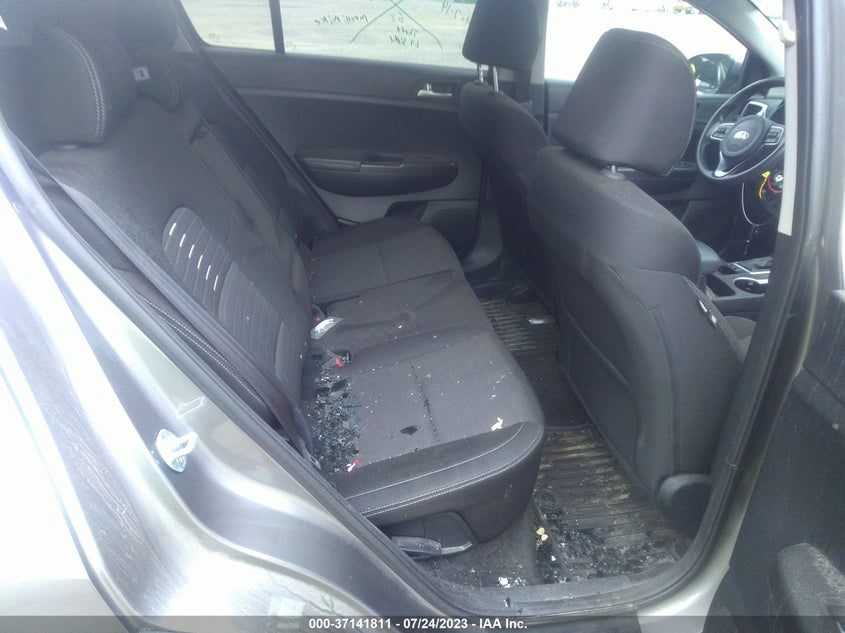 VIN KNDPMCAC0J7463696 2018 KIA SPORTAGE LX