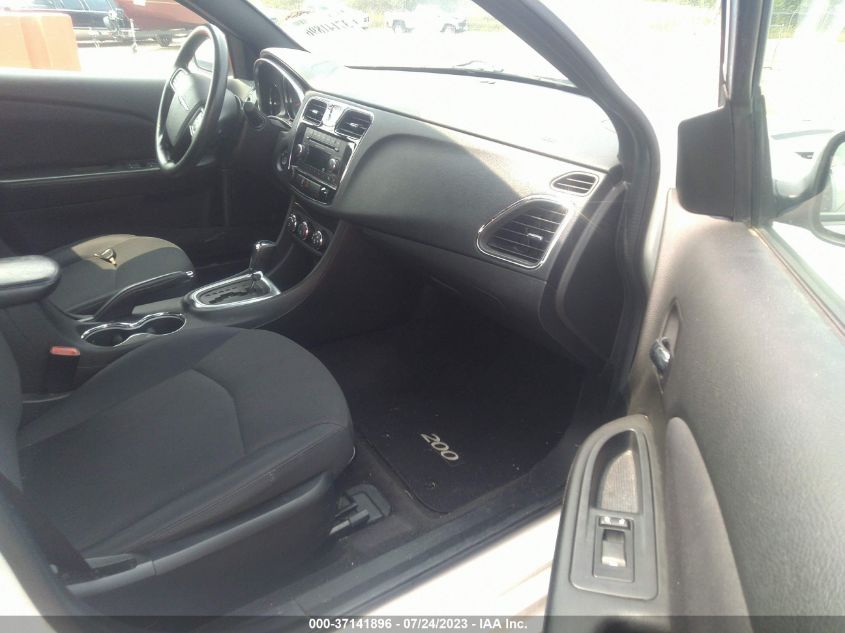 2014 CHRYSLER 200 LX - 1C3CCBAB7EN231024