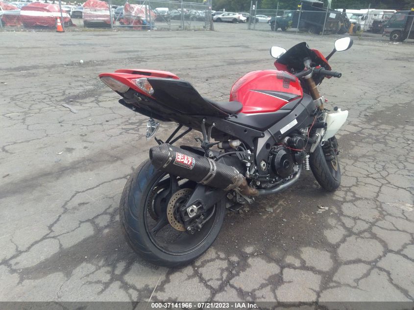 2006 SUZUKI GSX-R1000 - JS1GT76A562110757