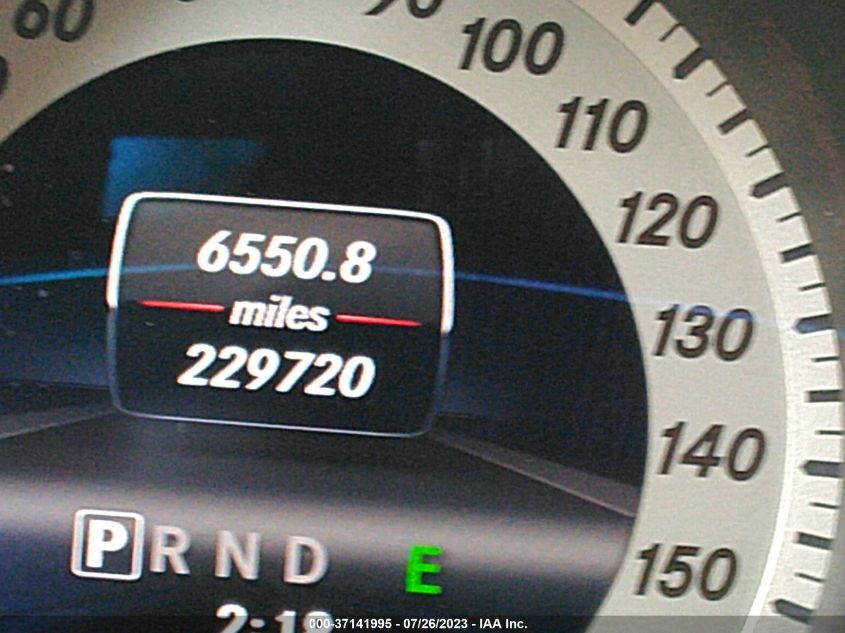 2013 MERCEDES-BENZ C-CLASS C 250 - WDDGF4HB2DR269408