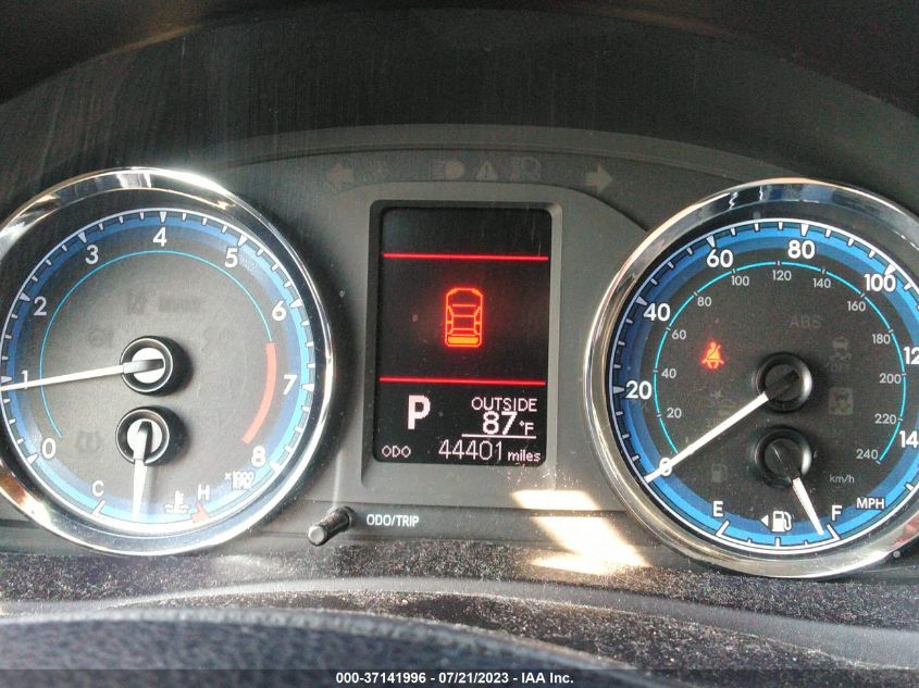 2019 TOYOTA COROLLA L/LE/SE/XLE/XSE - 5YFBURHE6KP907457