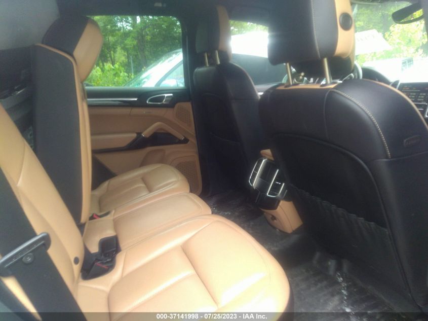 2016 PORSCHE CAYENNE - WP1AA2A22GKA12340