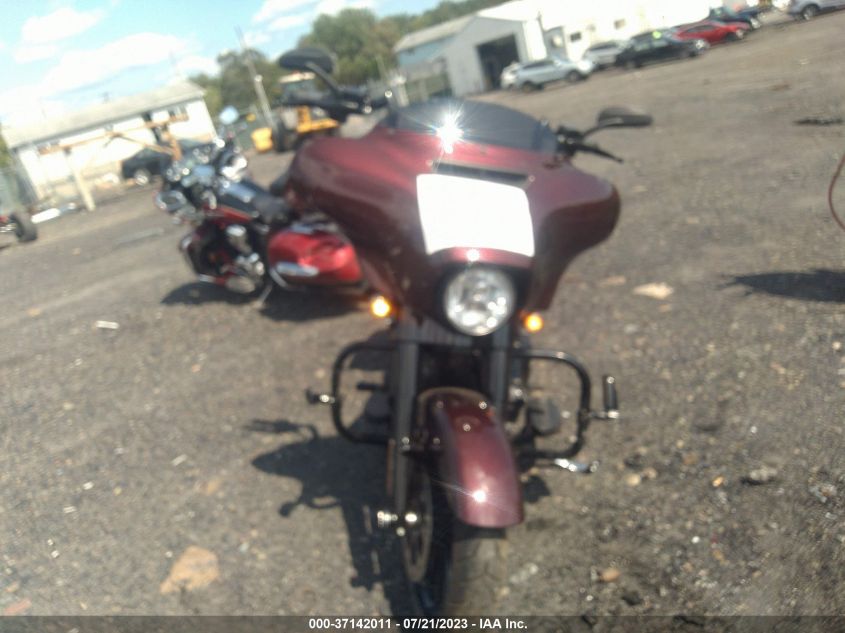 2018 HARLEY-DAVIDSON FLHXS STREET GLIDE SPECIAL - 1HD1KRC18JB672612