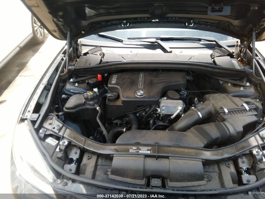 2015 BMW X1 SDRIVE28I - WBAVM1C50FV317924