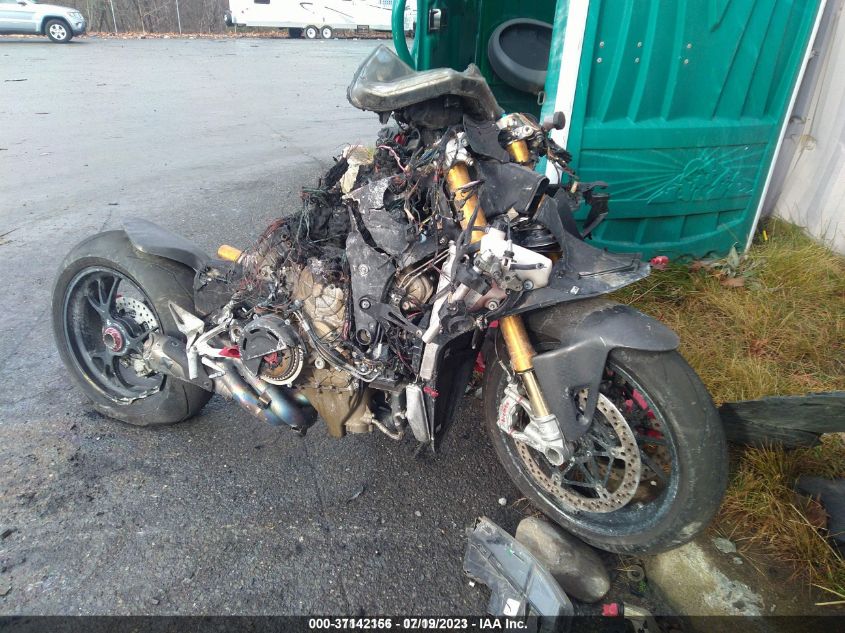 2019 DUCATI PANIGALE V4 R - ZDMDAGSW6KB010553